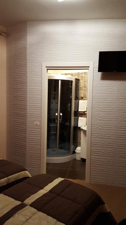 B&B Bed& Fly - Mamma Mia Azzano San Paolo Room photo